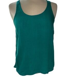 Earthbound Trading Co. blouse sleeveless partially open back size small